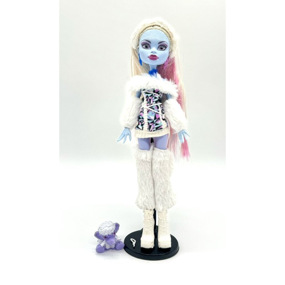 Monster High Doll Abbey Bominable First Wave With Pet Mammoth & Accessories